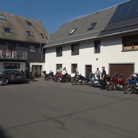 Hubertushof Monteurunterkunft 招待所 3*